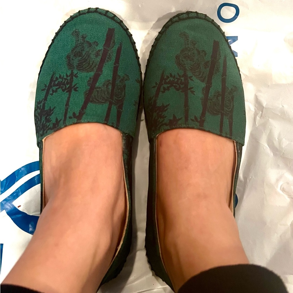 Kenzo slip on shoes size 5.5 Green.